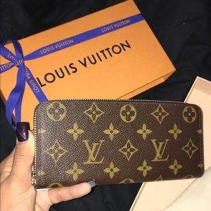 Louis Vuitton Blush Clemence Wallet